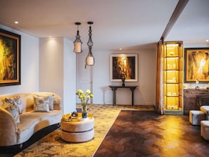 Steam room, body treatments, aromatherapy, hot stone massages