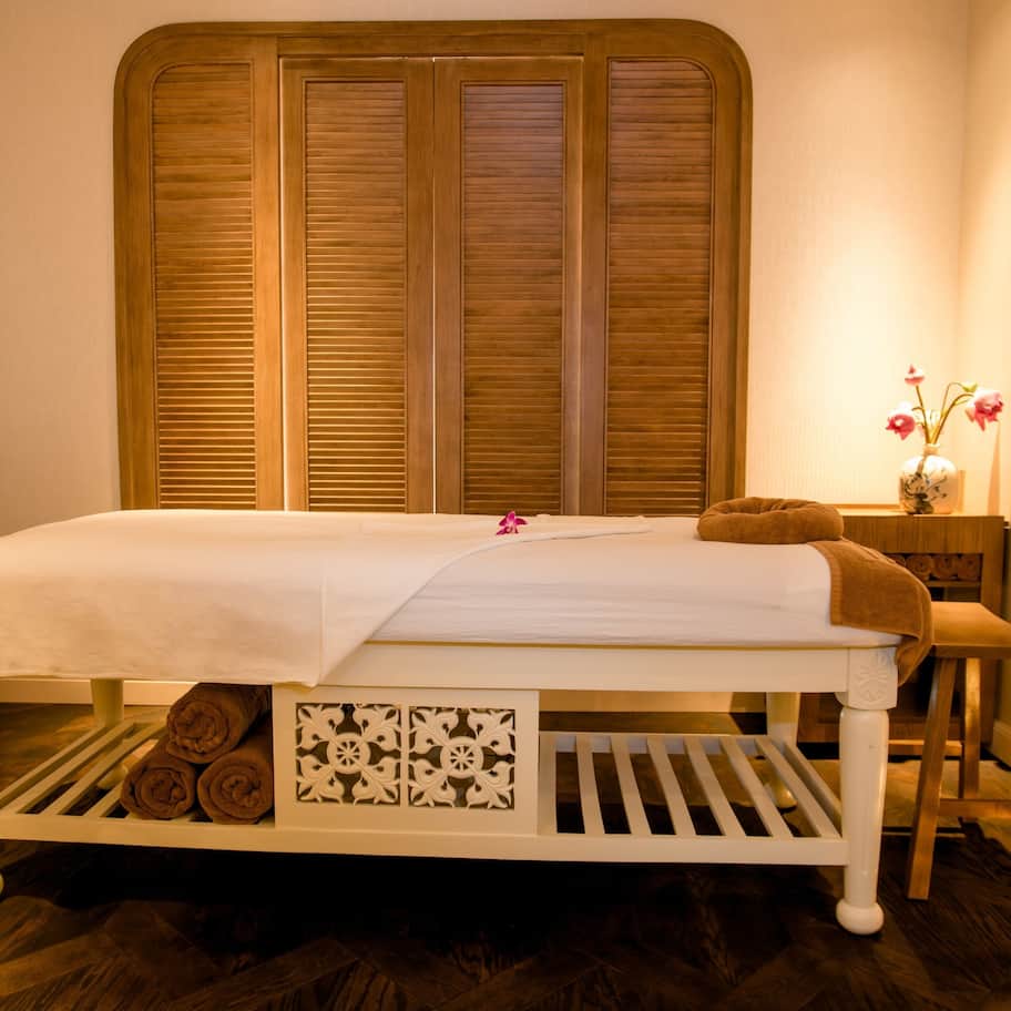 Steam room, body treatments, aromatherapy, hot stone massages