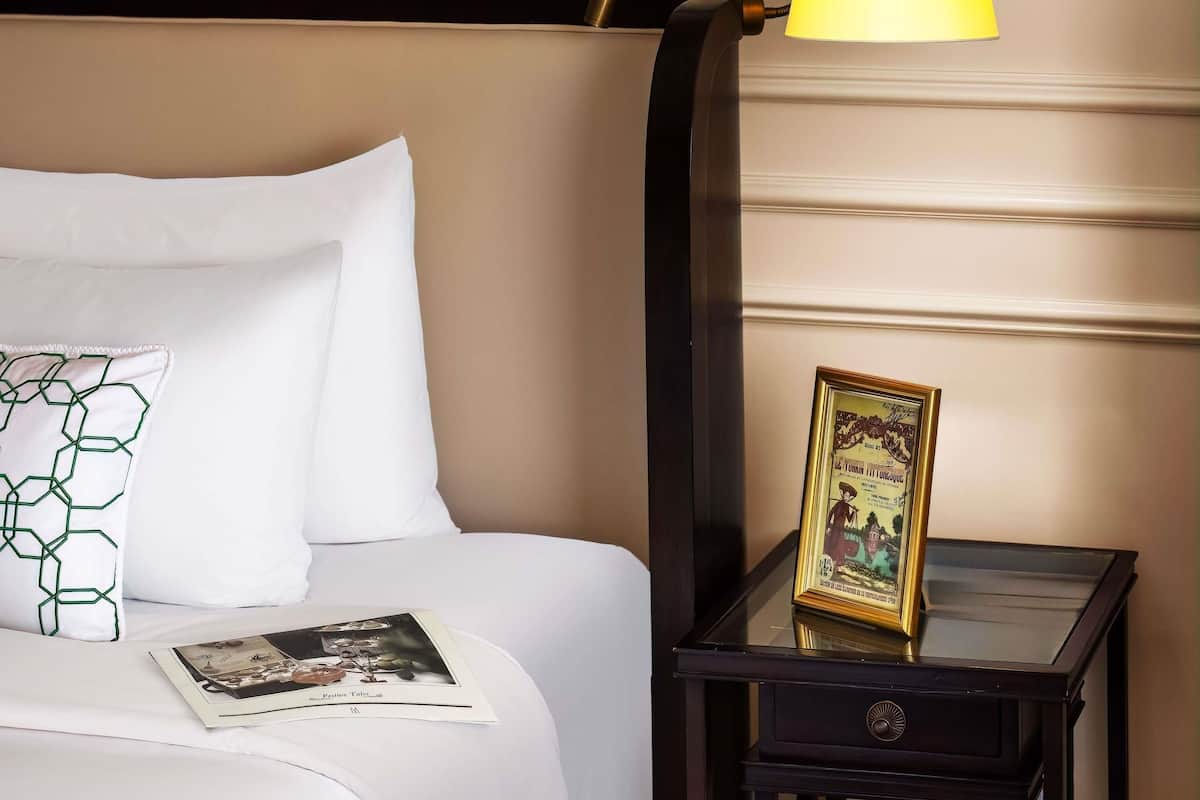 Habitación Deluxe, 2 camas individuales, vista a la ciudad | Ropa de cama hipoalergénica y minibar
