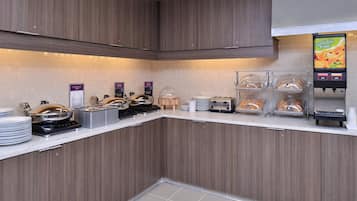 Free daily buffet breakfast