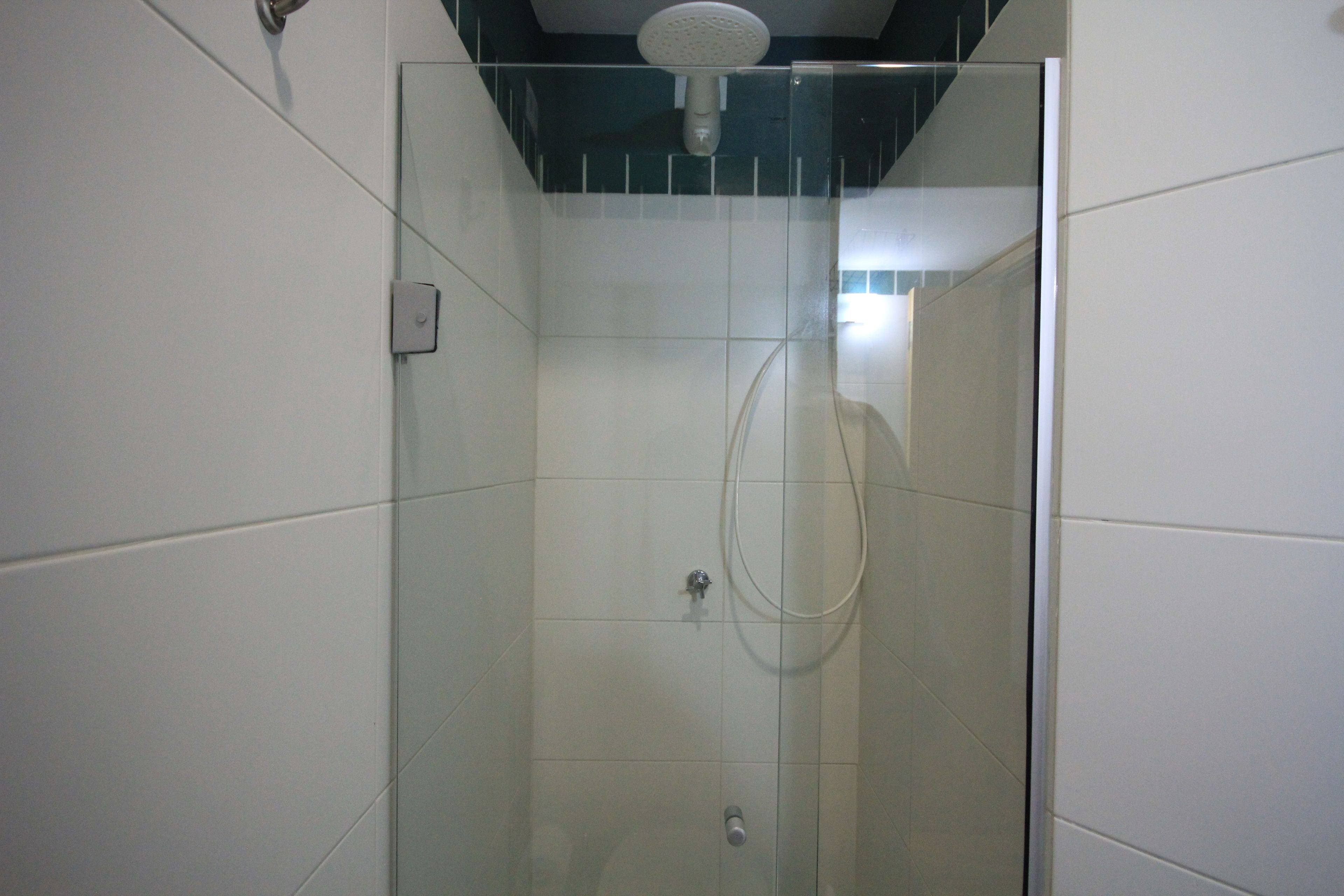 Standard Apartment, 1 Bedroom, Kitchenette | Bathroom | Shower