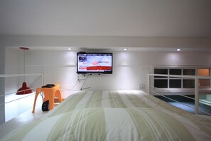 Standard Apartment, 1 Bedroom, Kitchenette | 1 bedroom, iron/ironing board, free WiFi - Alvim 1403 (Rio de Janeiro)
