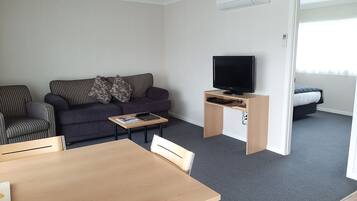Superior Apartment, 1 Bedroom, Ground Floor | Living area