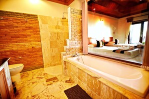 Hotel Seaview Room 35 sqm. Bath Tub Only | Deep soaking bathtub - Haad Khuad Resort (Ko Pha-ngan)