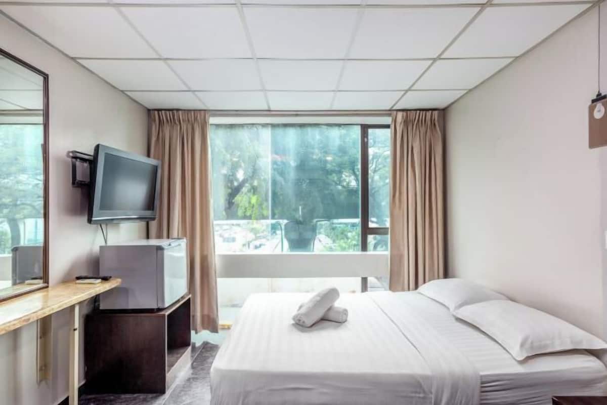 1 ห้องนอน, ตู้นิรภัยในห้องพัก, โต๊ะทำงาน, Wi-Fi ฟรี