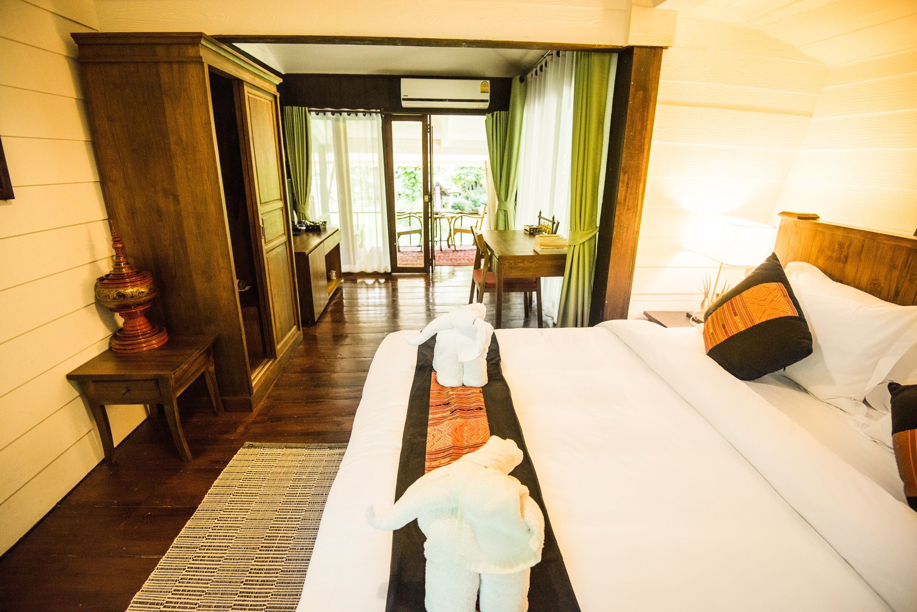 deluxe family suite (6 adults) | desk, blackout curtains, soundproofing, iron/ironing board