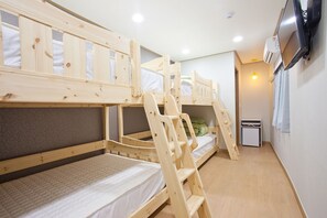 Literie de qualité supérieure, fer et planche à repasser, Wi-Fi gratuit