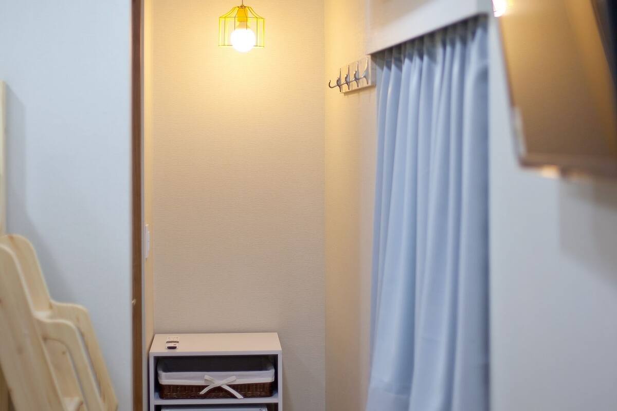 Family Room | Premium bedding, iron/ironing board (on request), WiFi (free)