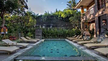 Piscina al aire libre