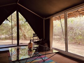 Elite Plus- Air Cooler Glamping | 1 bedroom, premium bedding, individually decorated