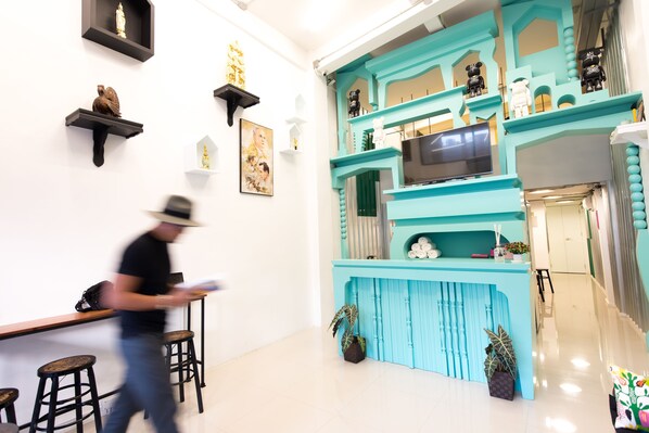 View from room - Vimarn Hostel (Bangkok)