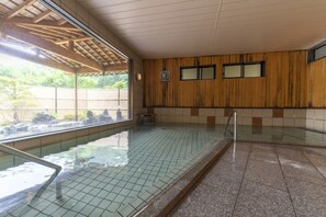 Baño termal público