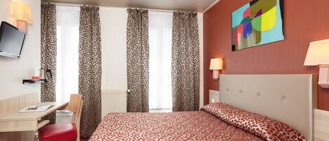 Bureau, chambres insonorisées, Wi-Fi gratuit, draps fournis