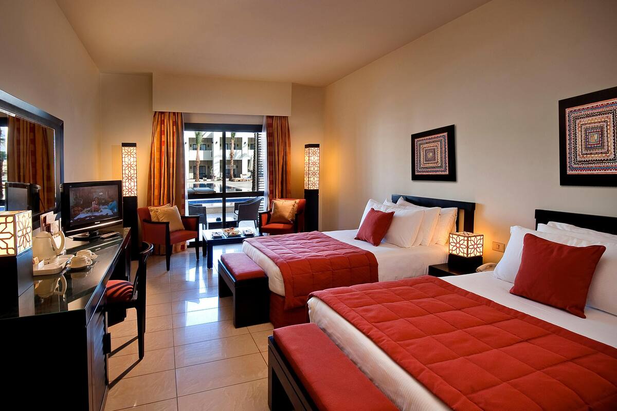 Minibar, in-room safe, free cots/infant beds, free rollaway beds