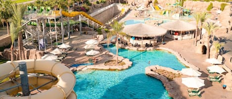 12 piscinas al aire libre