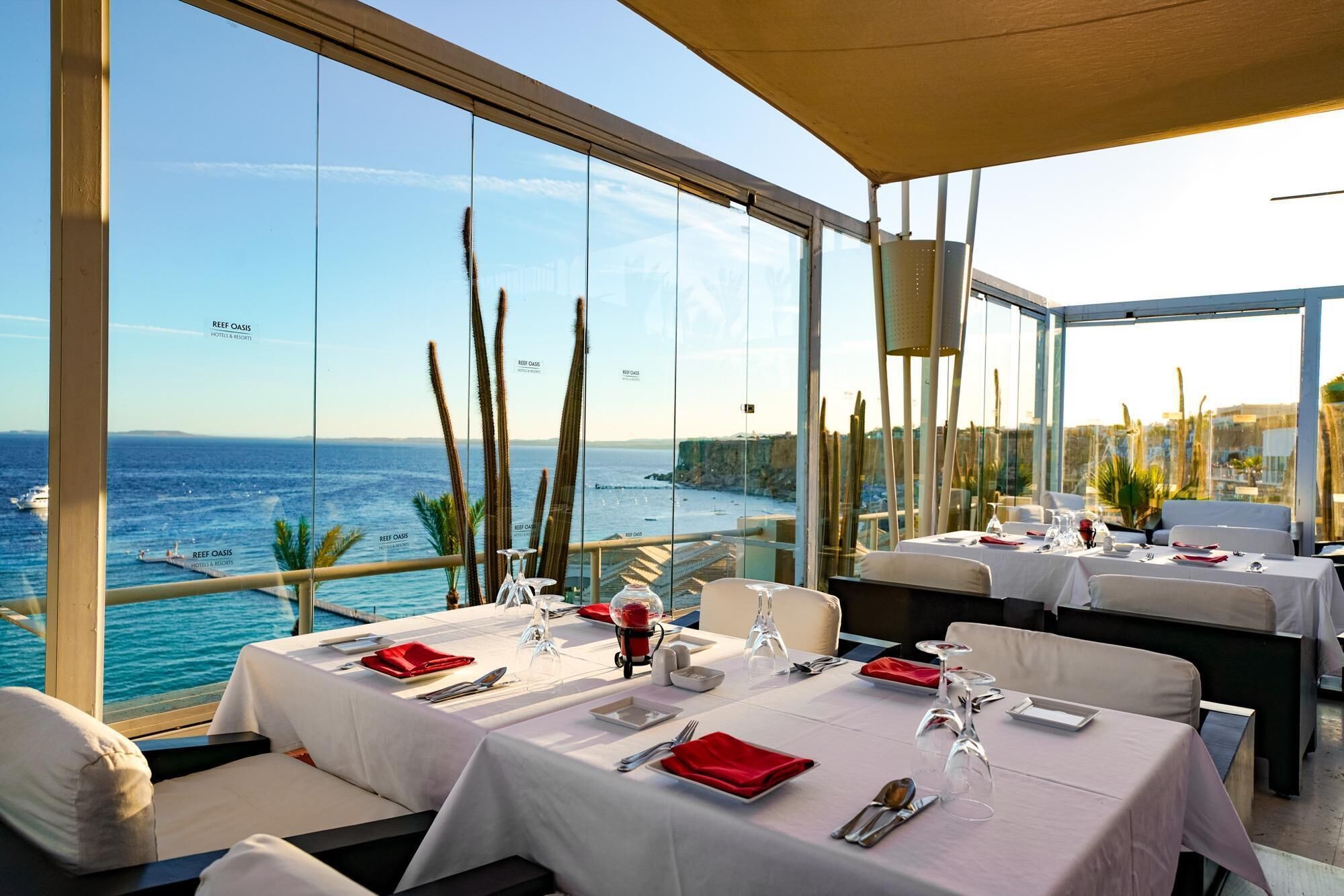 Breakfast, lunch and dinner served