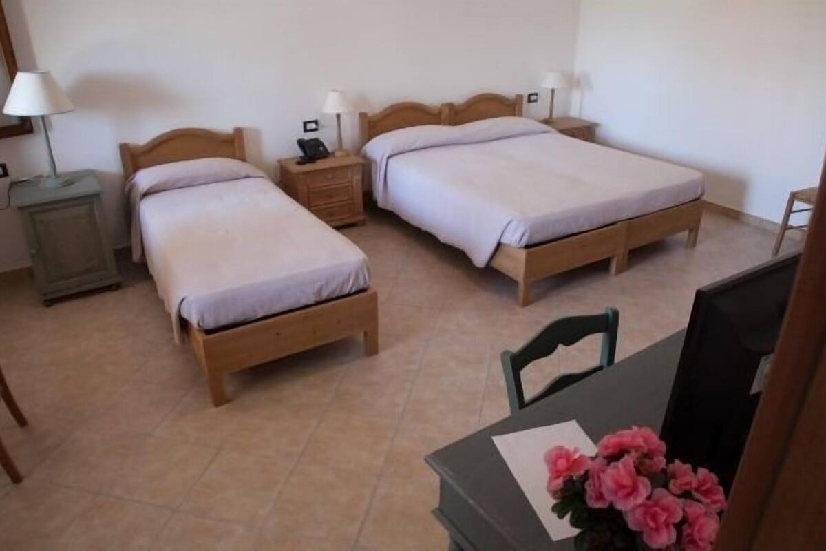 Triple Room | 1 bedroom, minibar, WiFi (free)