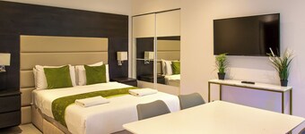 Hyde Park Superior Apartments