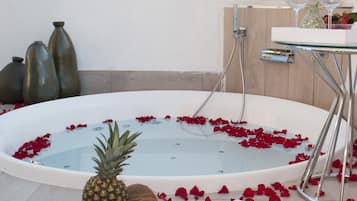 Presidential Suite, 1 King Bed, Terrace, City View | Deep soaking bathtub