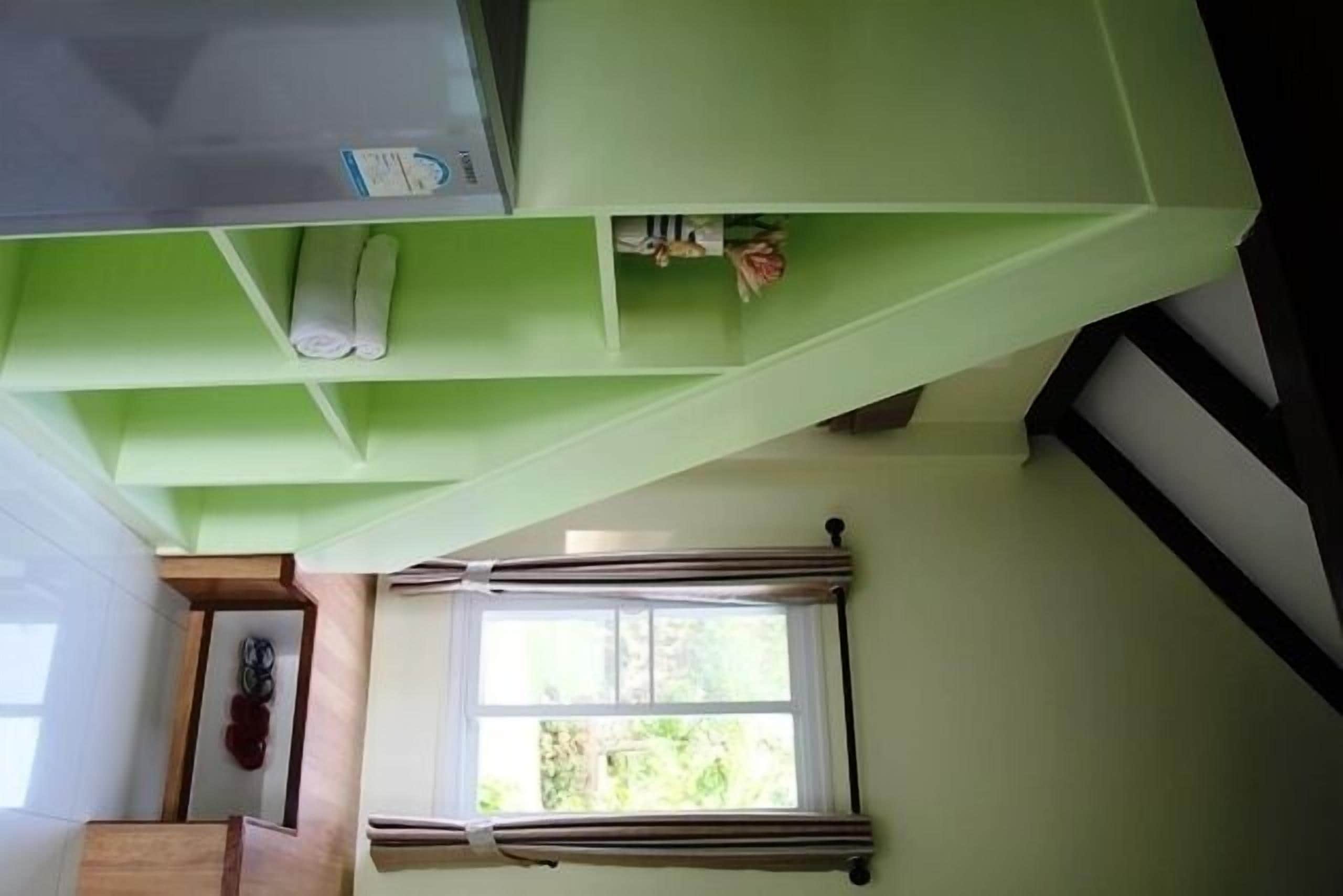 cream color duplex | 1 bedroom, in-room safe, laptop workspace, rollaway beds