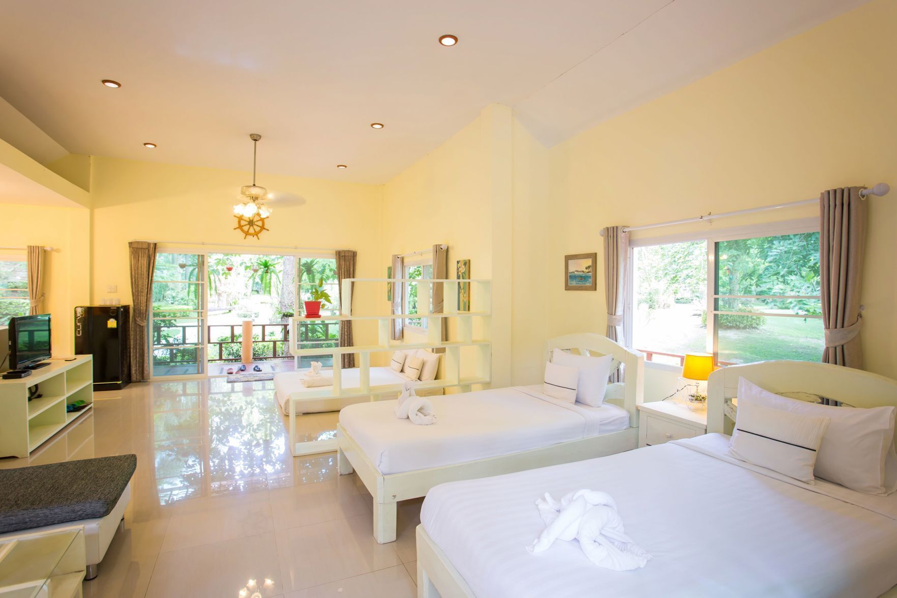 In-room safe, laptop workspace, rollaway beds, free WiFi