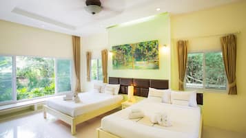 Twin Room | In-room safe, laptop workspace, rollaway beds, free WiFi