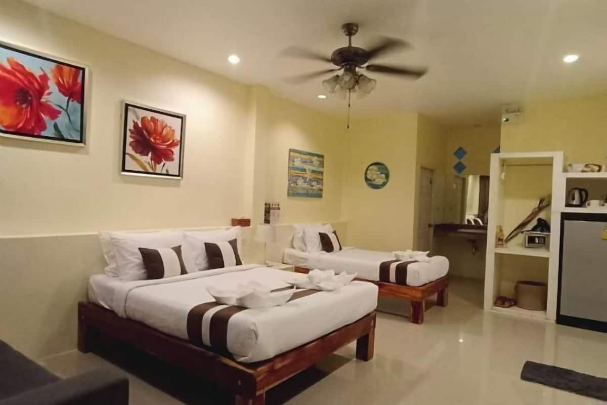 1 bedroom, in-room safe, laptop workspace, rollaway beds