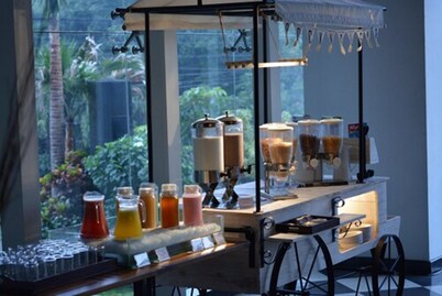 Luminor Hotel Jemursari by WH