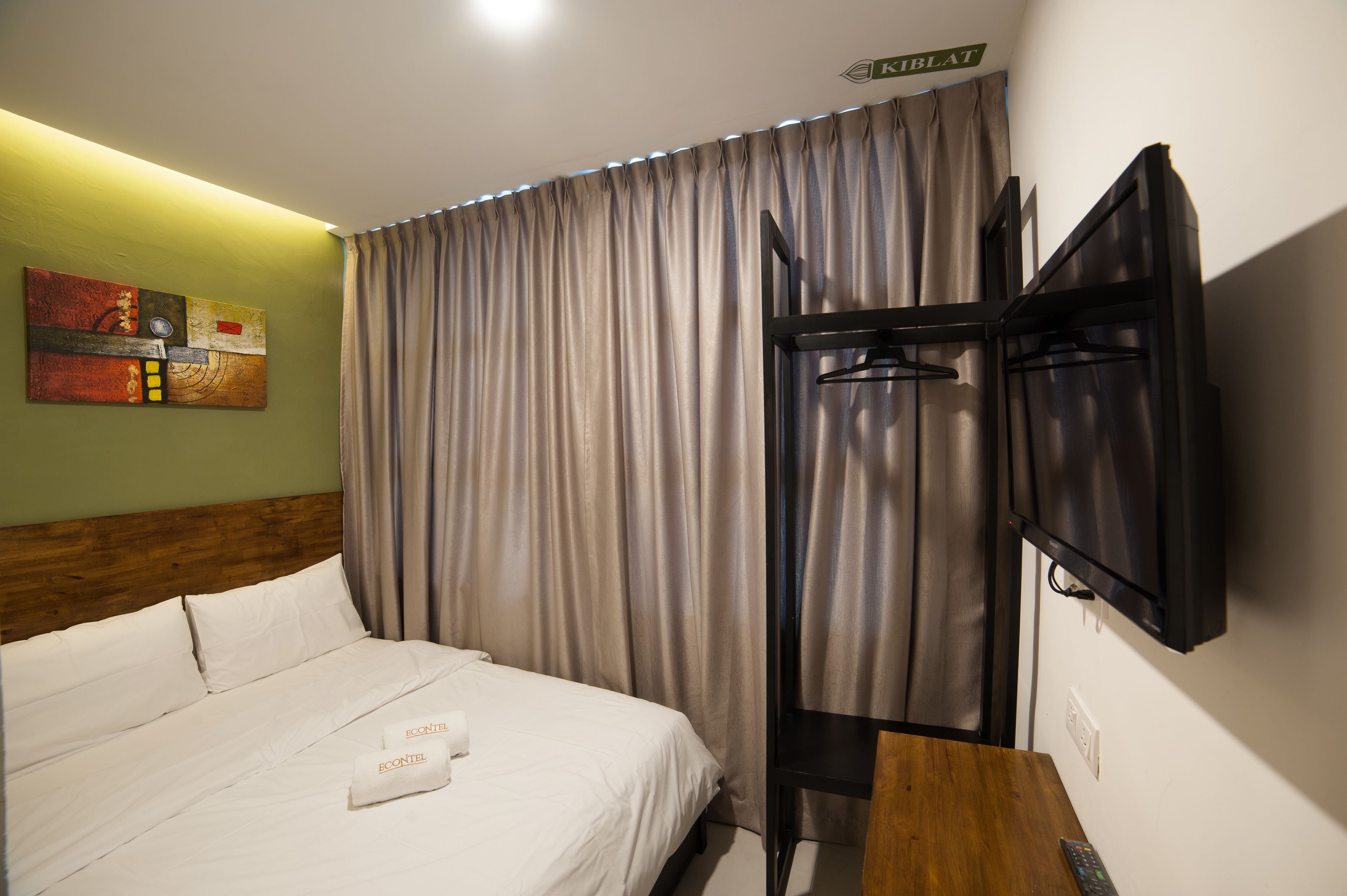 superior room, 1 double bed | desk, free wifi, bed sheets