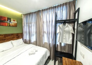 Superior Room, 1 Double Bed - Econtel Hotel (George Town)