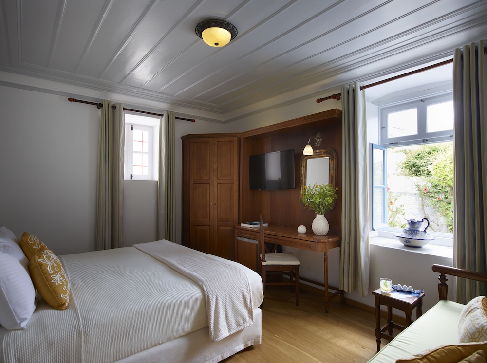Orloff Hotel Hydra by null