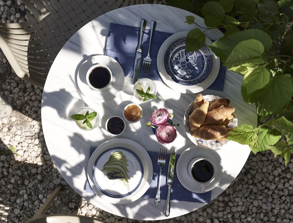 Orloff Hotel Hydra by null