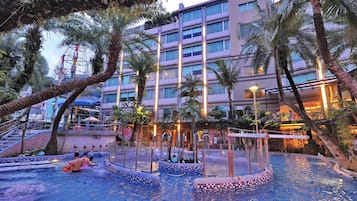 Una piscina techada