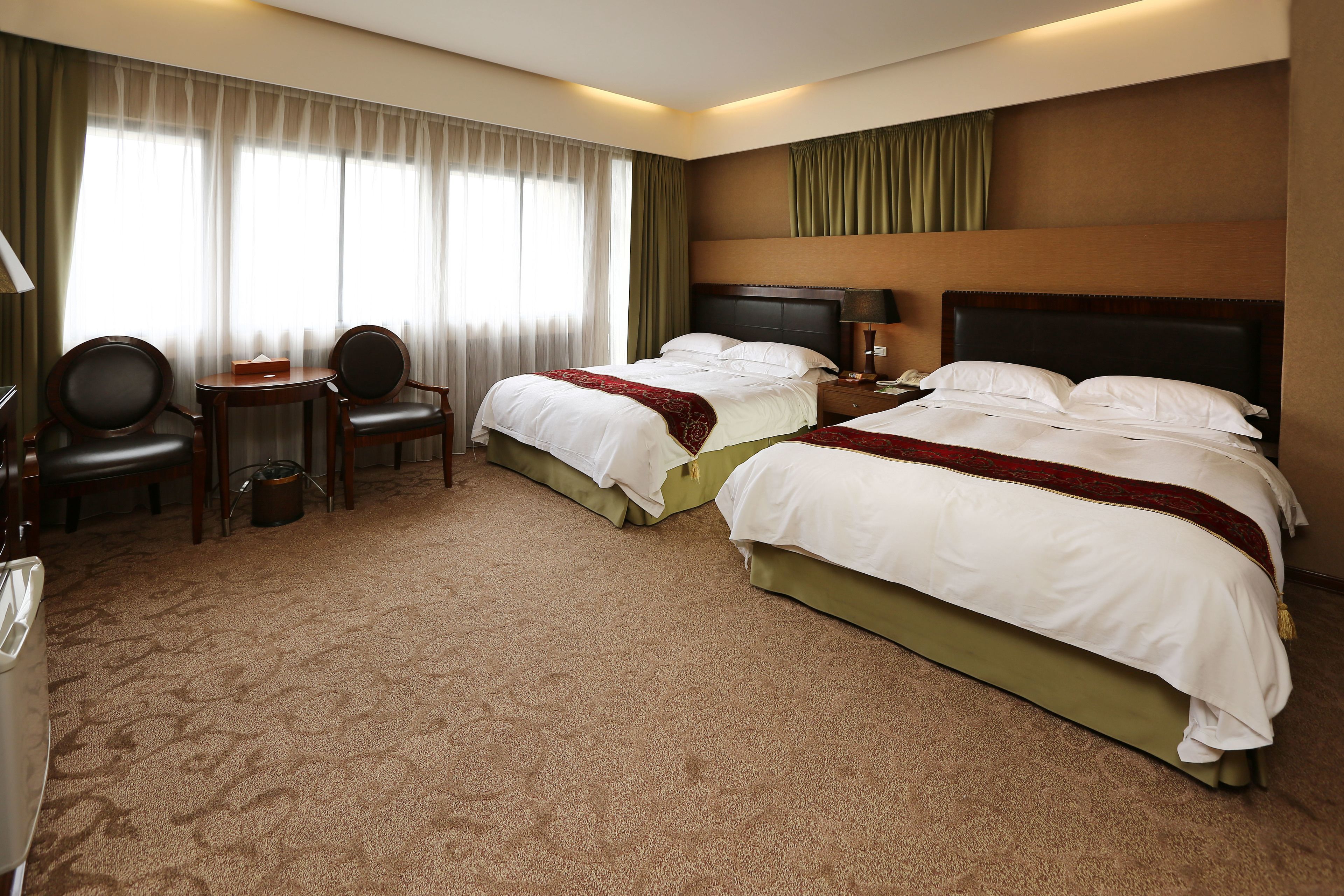 elite quadruple room, 2 double beds | in-room safe, soundproofing, free cots/infant beds, free wifi