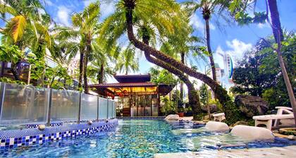 Resort One Hotel