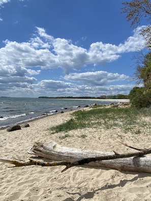 Beach nearby - Pension & Ferienwohnungen Schneidereit (Sassnitz)