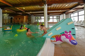 Indoor pool, outdoor pool - Hotel Slovan (Vysoké Tatry)