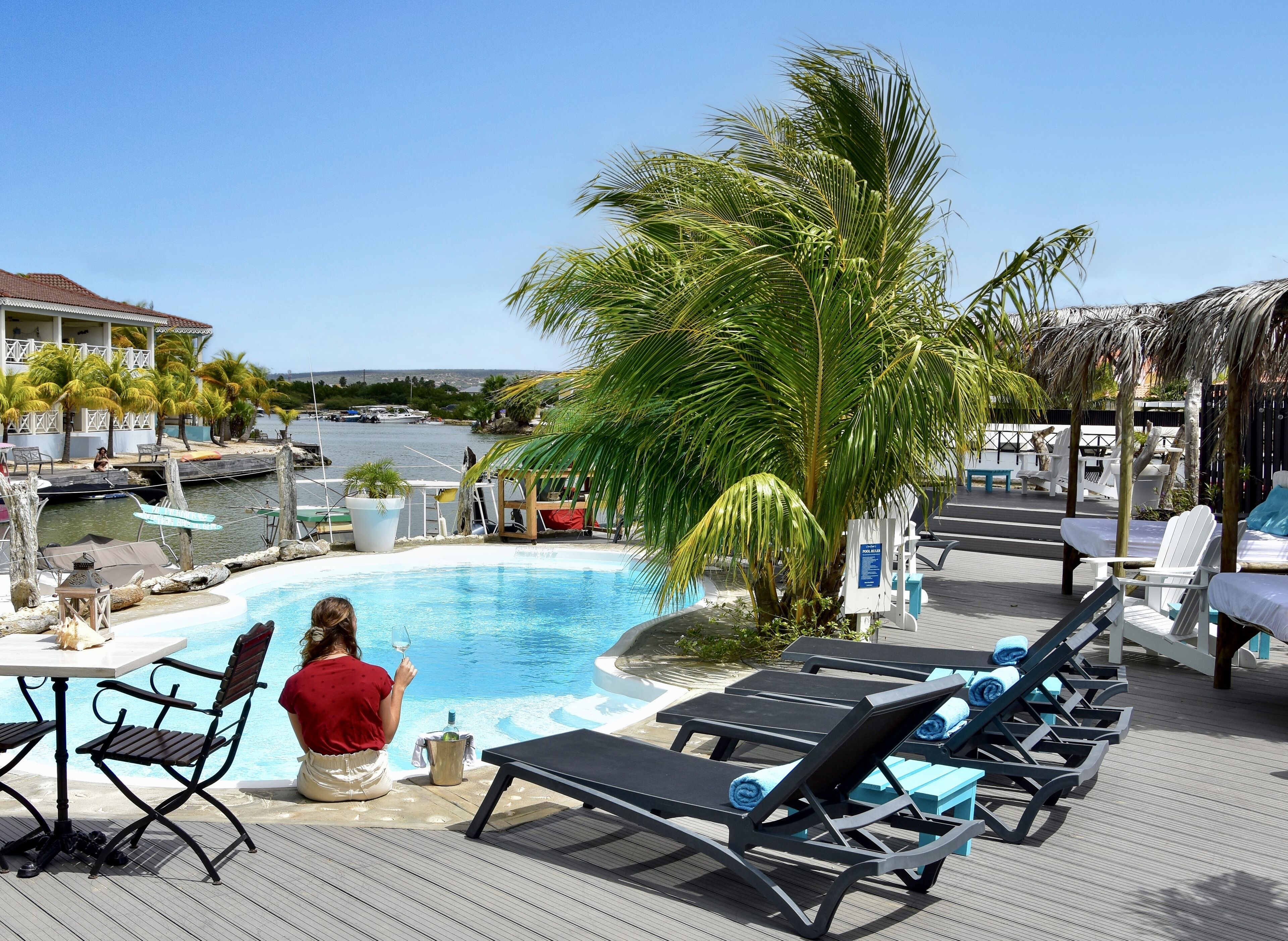 outdoor pool, pool loungers