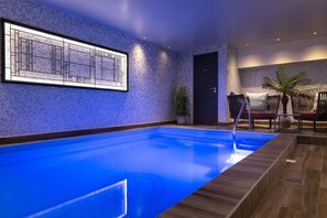 Espace de soins pour les couples, sauna, soins corporels