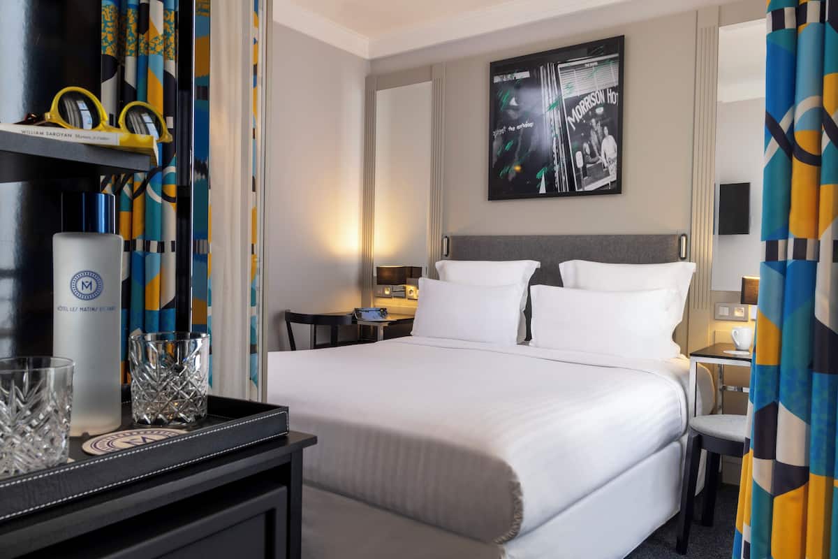 1 bedroom, premium bedding, in-room safe, desk