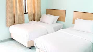 Iron/ironing board, free WiFi, bed sheets, wheelchair access