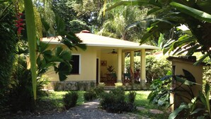 Exterior - La Perla del Caribe (Cahuita)