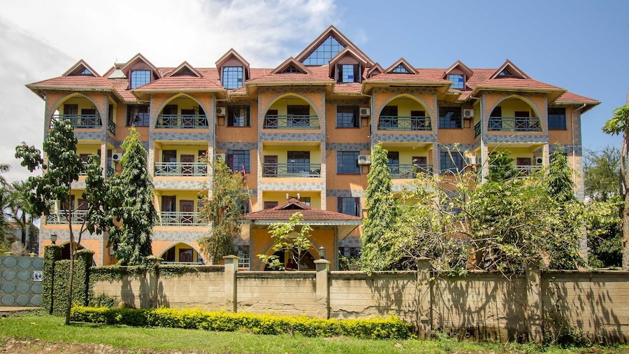 Parkview Safari Hotel and Apartments