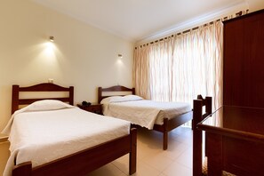 Desk, blackout curtains, cots/infant beds, free WiFi