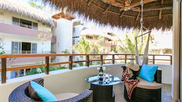 Puerta Zama condo Harmony | Balkoni