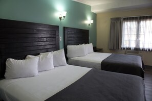 Room, 2 Queen Beds, Non Smoking