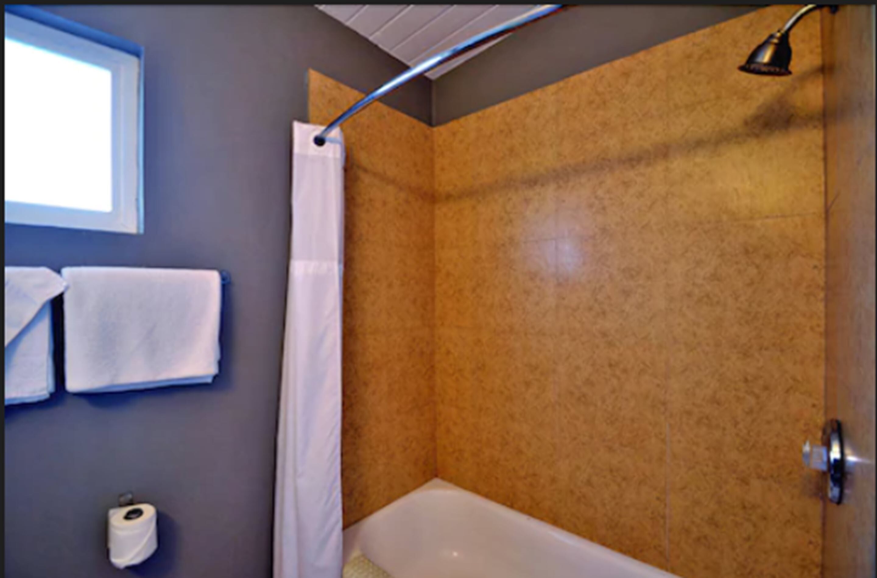 Photo - Lodge at 32nd