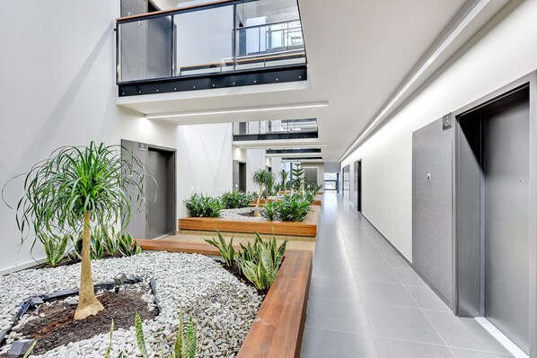 Staircase - Apartinfo Apartments - Sadowa (Gdansk)