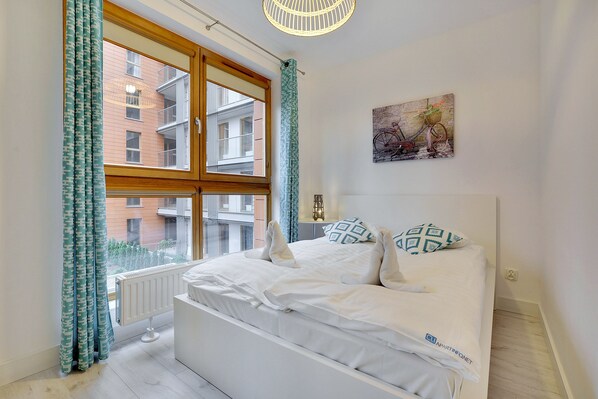 Estudio, balcón (4 Adults) | Tabla de planchar con plancha, cunas, camas extra y wifi gratis 