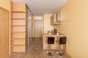 Familjerum - pentry (Two Rooms, Pool Access) | Eget pentry